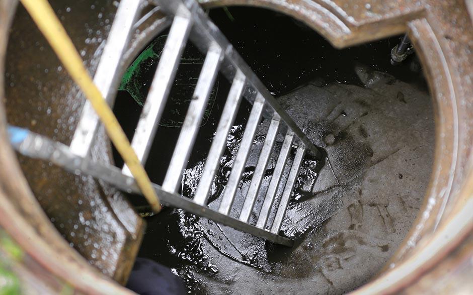 comment déboucher un wc Alfortville